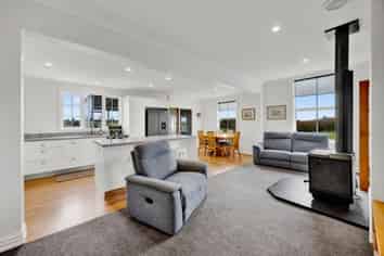 29 Hills Road, Stratford