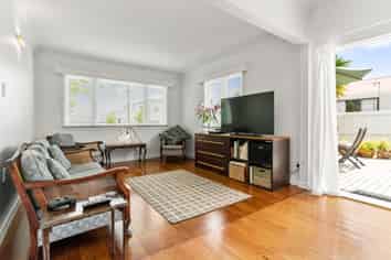 92 Astley Ave, New Lynn