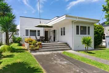 92 Astley Ave, New Lynn