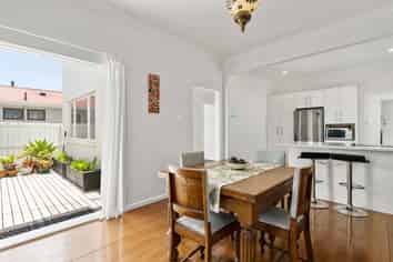 92 Astley Ave, New Lynn