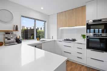 175 St Albans Street, Saint Albans