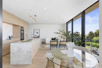 304/110 Kitchener Road, Milford