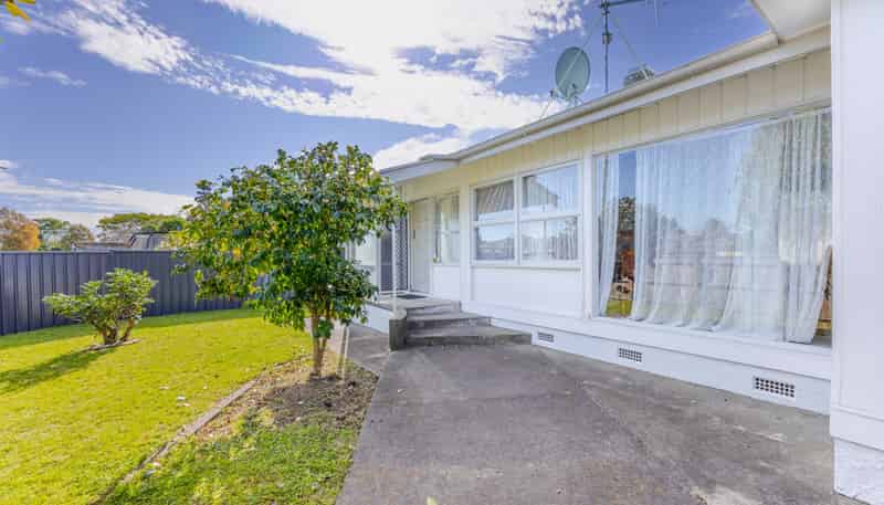 28 Wycliffe Street, Onekawa