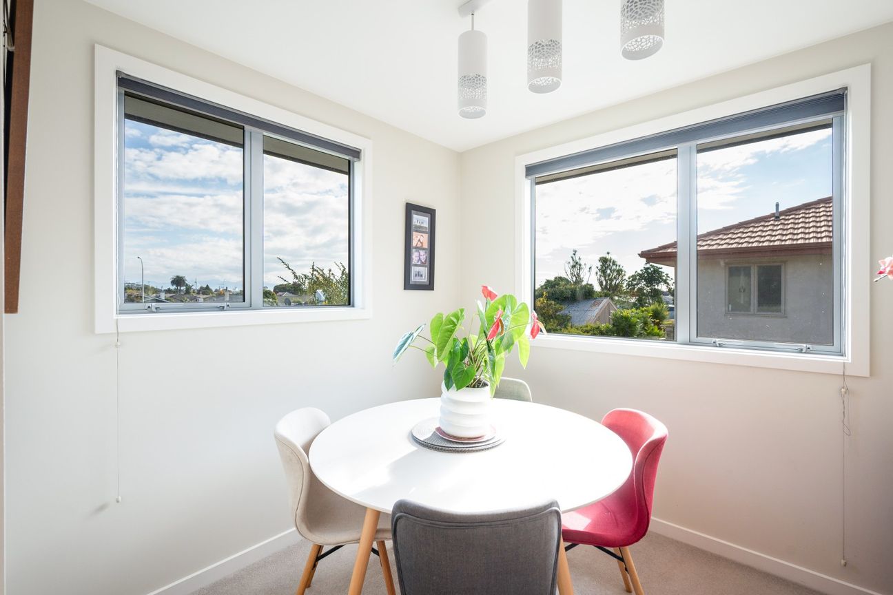 Sunny, Secure, City Lock and Leave with Courtyards - Vista 5