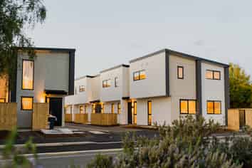 4/148 Blenheim Road, Riccarton