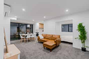 4/148 Blenheim Road, Riccarton