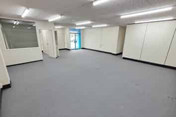 PAPATOETOE 120M² RETAIL
