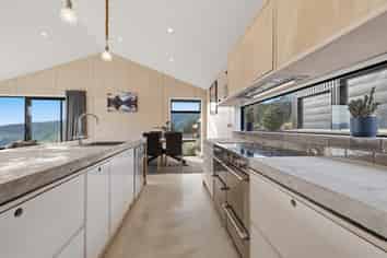 104 Dons Creek Road, Waitati