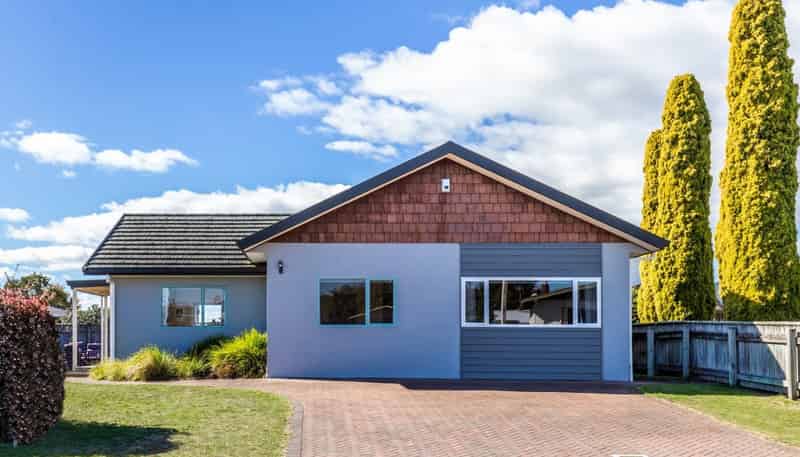 4 Aubrey Crescent, Rainbow Point