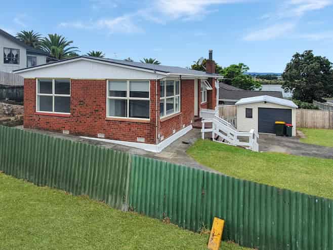 1/54 Evans Road, Weymouth