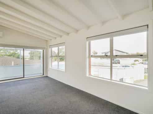 1/54 Evans Road, Weymouth