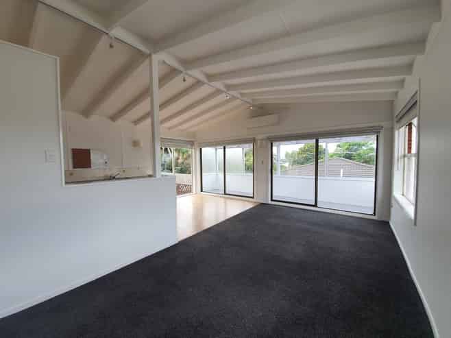 1/54 Evans Road, Weymouth