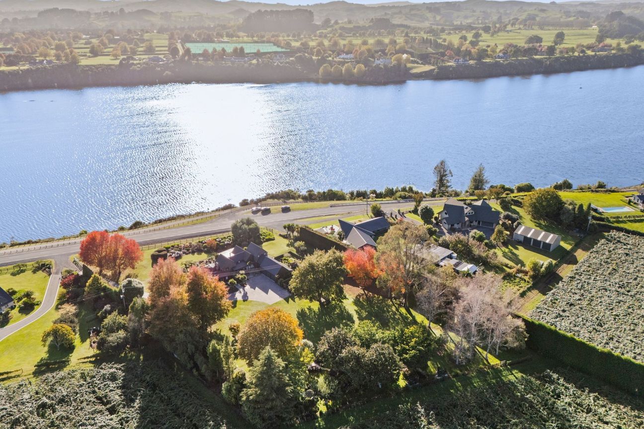 The Lake House - Widok 4