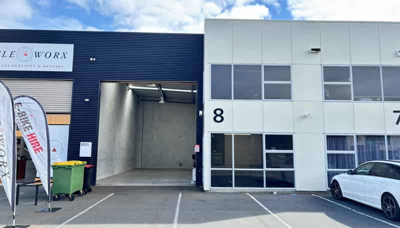 8/38 Ashley Place , Papamoa