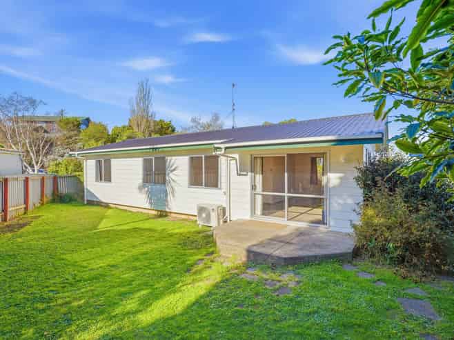 24 Tiritoa Terrace, Feilding