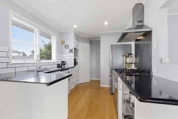 28 Alverstoke Road, Parkvale