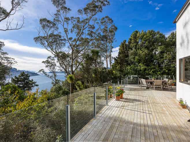 19 Coolock Crescent, Waverley