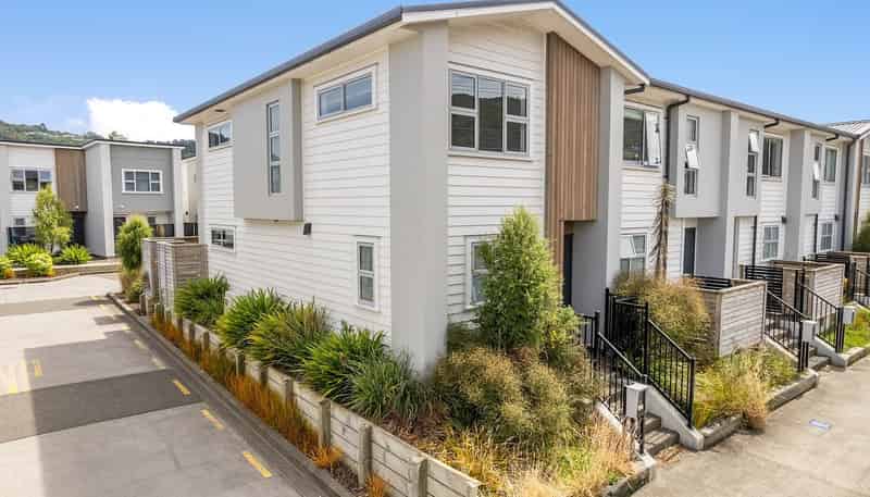 1119A High Street, Taita