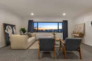 8 Middleton Road, PARAPARAUMU BEACH