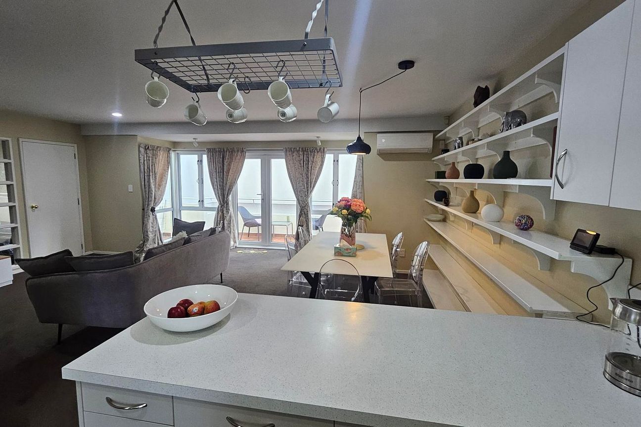 Stylish Central Apartment -Fully furnished - Bild 6