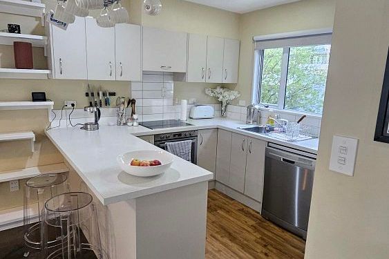Stylish Central Apartment -Fully furnished - Bild 5