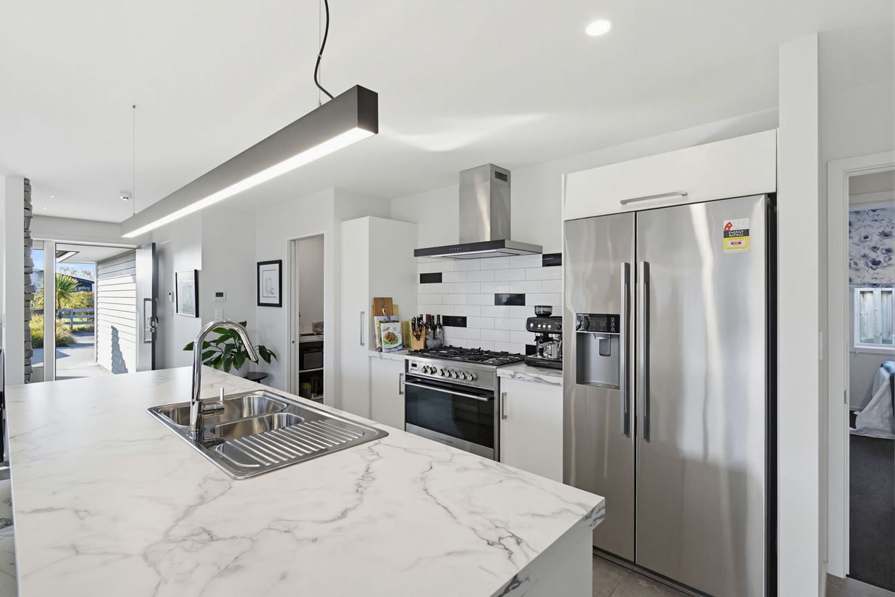 This One Just Feels Like Home – pohled 5