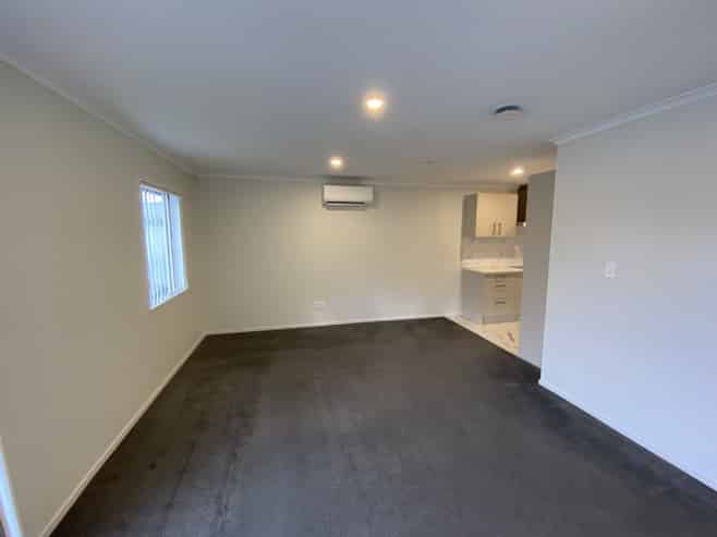 B/33 Scotts Road , Manurewa East