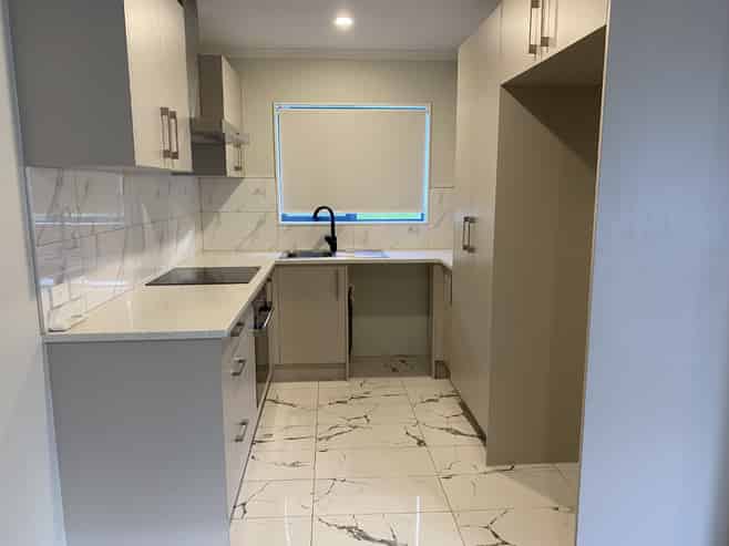 B/33 Scotts Road , Manurewa East