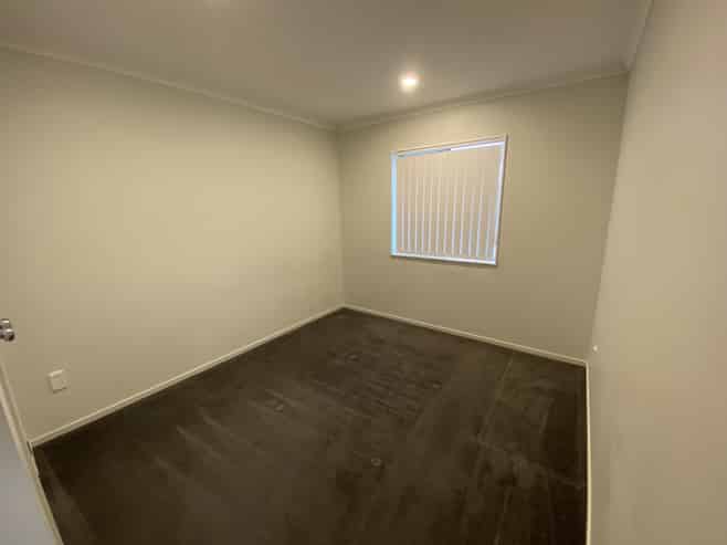 B/33 Scotts Road , Manurewa East
