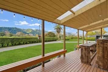 719 Rewatu Road, Poroporo
