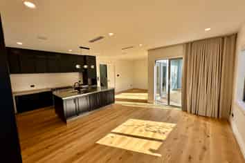 1D Grove Road, Sandringham