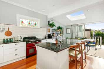 13 Mahoe Street, Eastbourne
