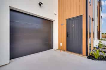 2/146 Old Farm Road, Hamilton East