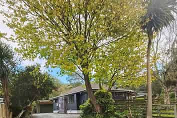 355 Wellington Road, Wainuiomata
