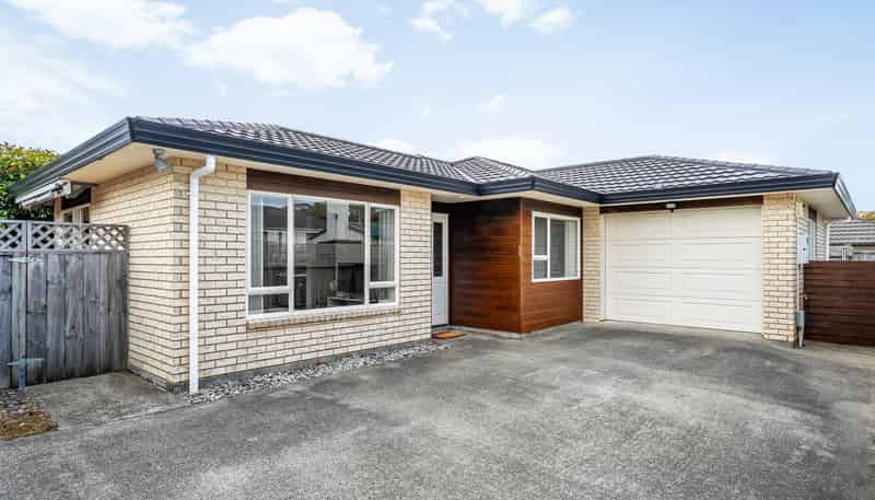 29B Horokiwi Road West, Newlands