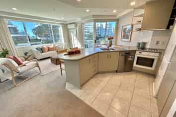 10/12 Maunganui Road, Mount Maunganui