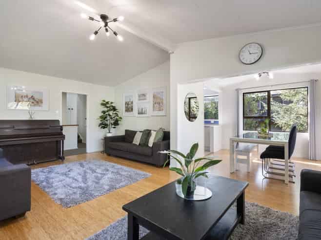 24 Glasgow Terrace, Feilding