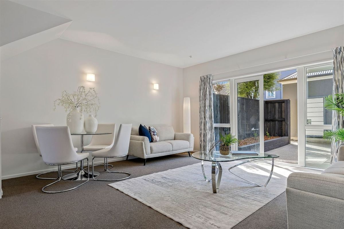 Centre City 3 bedrooms & double garage - Widok 4