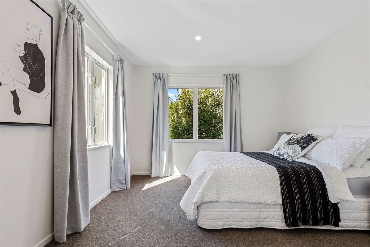 Centre City 3 bedrooms & double garage - Widok 6