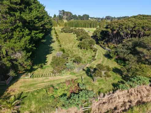 212C Whalers Road, Pukenui