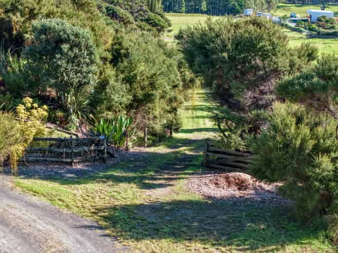 212C Whalers Road, Pukenui