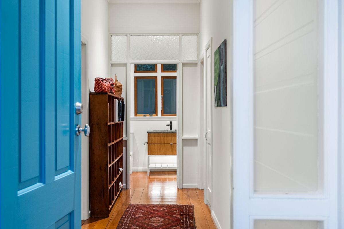 A Private Sanctuary with Architectural Edge - Widok 3