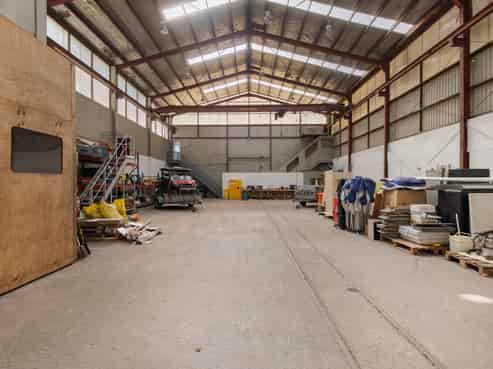 New 4 Year Lease - Dual Income