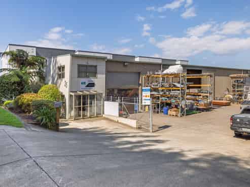 New 4 Year Lease - Dual Income
