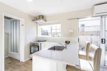 1/9 John Street, Trentham