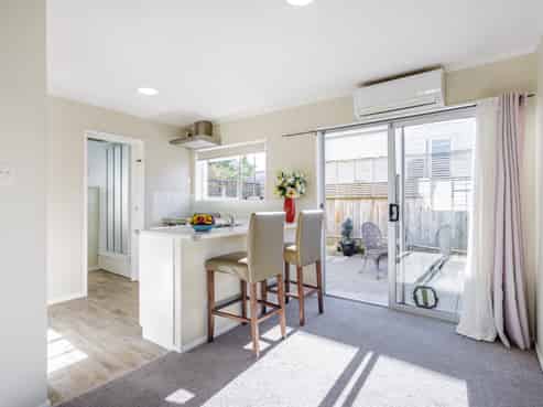 1/9 John Street, Trentham