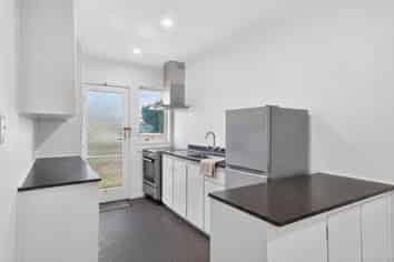 2/7A Mountain Road, Mount Wellington