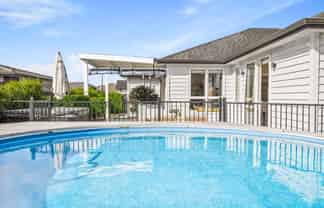 14 Aporo Drive, Kumeu