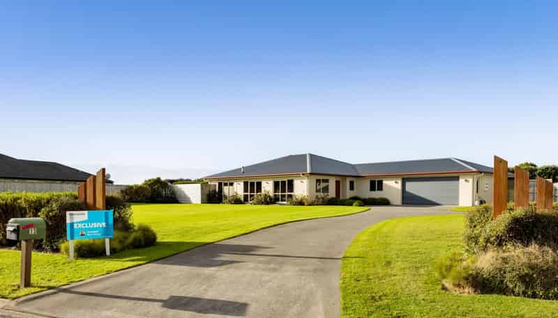 13 Denby Heights, Hawera