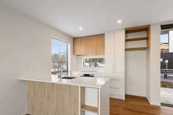 1/10 Tonga Place, Riccarton